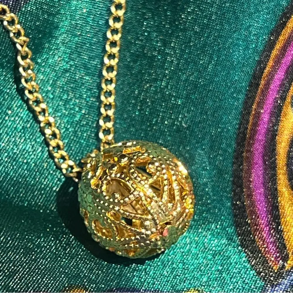 JUDY LEE VINTAGE 1950s Sphere Gold Tone Necklace 9”